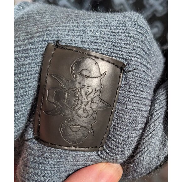 Blizzard Diablo Gothic Black And Grey Officially Licensed Reversible Scarf - Picture 10 of 16